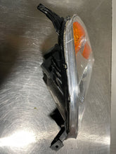 Load image into Gallery viewer, HEADLIGHT LAMP ASSEMBLY Honda CR-V 2002 02 2003 03 2004 04 Left - NW102951
