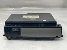 Load image into Gallery viewer, CD Changer BMW 760i 745i 2003 03 2004 04 2005 05 - NW136721