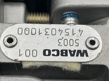 Load image into Gallery viewer, SUSPENSION AIR COMPRESSOR PUMP BMW X5 00 01 02 03 04 05 06 - NW8339