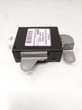 Load image into Gallery viewer, TRANSFER CASE CONTROL MODULE COMPUTER Lexus GX470 2003-2009 - NW33972