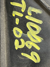 Load image into Gallery viewer, RADIATOR FAN ASSEMBLY CL TL 2001 01 2002 02 2003 03 - NW63602