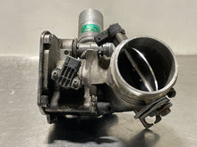 Load image into Gallery viewer, THROTTLE BODY BMW 530i 1994 94 1995 95 Auto - NW177808