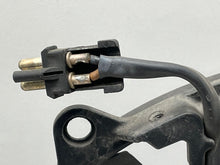 Load image into Gallery viewer, RADIATOR FAN ASSEMBLY Sl500 300SE 90 91 92 93 98 99 - NW64378