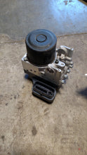 Load image into Gallery viewer, ABS ANTI-LOCK BRAKE PUMP Lexus GS300 2006 06 - NW1805
