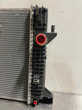 Load image into Gallery viewer, RADIATOR Ford F150 Pickup 2011 11 2012 12 2013 13 2014 14 - NW131690