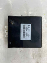 Load image into Gallery viewer, TRANSFER CASE CONTROL MODULE COMPUTER Mazda Cx-7 07 08 09 - NW34028