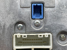 Load image into Gallery viewer, RADIO Nissan Rogue 2011 11 2012 12 - NW137356