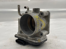 Load image into Gallery viewer, THROTTLE BODY Toyota Tacoma 2005 05 06 07 08 09 - NW178655