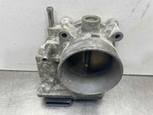 Load image into Gallery viewer, THROTTLE BODY Titan Armada QX56 Pathfinder 2004 04 2005 05 06 07 08 09 10 11 - NW514653