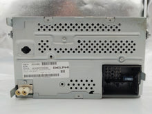 Load image into Gallery viewer, CD MP3 RADIO Volkswagen Tiguan 09 10 11 12 13 14 - NW140225