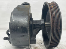 Load image into Gallery viewer, Power Steering Pump Chevrolet Tahoe 2004 - NW162750