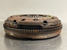 Load image into Gallery viewer, FLYWHEEL Beetle Jetta Audi TT Golf 02 03 - 07 Manual - NW78517