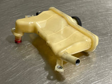 Load image into Gallery viewer, RADIATOR OVERFLOW Toyota Prius 2004 04 2005 05 2006 06 2007 07 08 09 - NW45472