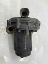 Load image into Gallery viewer, Air Injection Pump Smog AUDI A6 1997 - NW7988