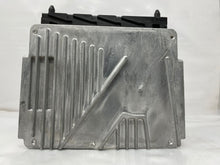 Load image into Gallery viewer, ECU ECM COMPUTER Volvo S60 V70 S70 2005 05 2006 06 2007 07 - NW63157