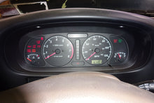 Load image into Gallery viewer, Speedometer Cluster Honda Passport 2000 - NW160523