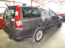 Load image into Gallery viewer, CARRIER ASSEMBLY S60 V70 S80 2003 03 04 05 - 08 Rear - NW47553