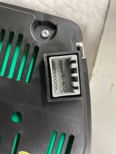 Load image into Gallery viewer, Speedometer Cluster Kia Sportage 2010 - NW160768