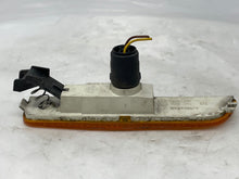 Load image into Gallery viewer, PARKLAMP Volkswagen Passat 2001 01 2002 02 2003 03 2004 04 2005 05 Left. - NW83676