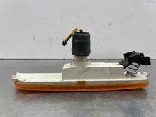 Load image into Gallery viewer, PARKLAMP Volkswagen Passat 2001 01 2002 02 2003 03 2004 04 2005 05 Right - NW83678