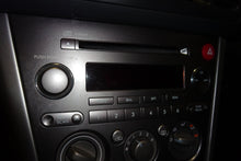 Load image into Gallery viewer, RADIO Subaru Legacy 2005 05 AM/FM/CD - NW139771