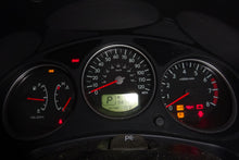 Load image into Gallery viewer, SPEEDOMETER CLUSTER Subaru Forester 2005 05 Auto - NW161796