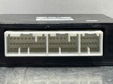Load image into Gallery viewer, TRANSMISSION COMPUTER SUBARU FORESTER 2005 - NW37674
