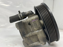 Load image into Gallery viewer, POWER STEERING PUMP S Type 2001 01 2002 02 03 04 - 08 - NW163543