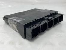 Load image into Gallery viewer, THEFT LOCKING MODULE COMPUTER Jaguar X Type 2003 03 - NW32944