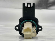 Load image into Gallery viewer, Mass Air Flow Sensor Meter MAF 128i 323i 328i 528i X3 X5 Z4 07-13 - NW4790