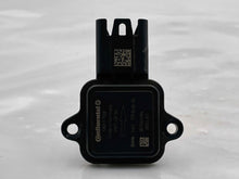 Load image into Gallery viewer, Mass Air Flow Sensor Meter MAF 128i 323i 328i 528i X3 X5 Z4 07-13 - NW4790