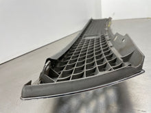 Load image into Gallery viewer, Grille SATURN L SERIES 2003 - NW98704