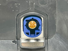 Load image into Gallery viewer, INFO-GPS SCREEN C250 C300 C350 C43 C63 GLC250d GLC300 15-20 - NW105592