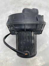 Load image into Gallery viewer, Air Injection Pump Smog AUDI Q5 2010 - NW7995