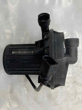 Load image into Gallery viewer, Air Injection Pump Smog AUDI Q5 2010 - NW7995