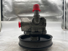 Load image into Gallery viewer, POWER STEERING PUMP Audi Q5 2009 09 2010 10 2011 11 2012 12 - NW163040
