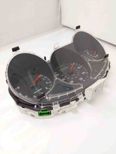 Load image into Gallery viewer, SPEEDOMETER CLUSTER Subaru Forester 2004 04 Auto - NW161785