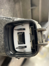 Load image into Gallery viewer, RADIATOR FAN ASSEMBLY Borrego 2009 09 2010 10 2011 11 3.8L - NW64181