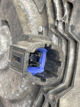 Load image into Gallery viewer, RADIATOR FAN ASSEMBLY Nissan Murani 2003 03 2004 04 2005 05 2006 06 2007 07 - NW63874