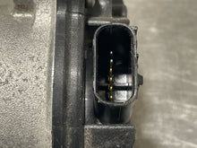 Load image into Gallery viewer, Throttle Body Ford Explorer 2017 - NW177428