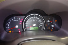 Load image into Gallery viewer, Speedometer Cluster Kia Sedona 2008 - NW160723