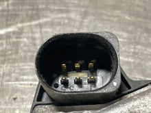 Load image into Gallery viewer, THROTTLE BODY AUDI A4 PASSAT 00 01 02 03 - 05 1.8 TURBO - NW177691