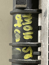 Load image into Gallery viewer, RADIATOR Mini Cooper 2002 02 2003 03 2004 04 2005 05 06 07 08 - NW132006