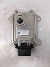 Load image into Gallery viewer, TRANSMISSION CONTROL MODULE COMPUTER Sentra 2014 14 2015 15 - NW32151