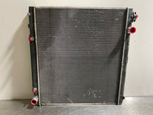 Load image into Gallery viewer, RADIATOR Toyota Sequoia Tundra 01 02 03 04 05 06 07 - NW132629