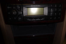 Load image into Gallery viewer, RADIO Mercedes C230 C280 C43 1999 99 AM FM CASS - NW138416