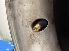 Load image into Gallery viewer, Wheel Land Rover Range Rover 1999 99 2000 00 2001 01 2002 02 03 04 18x8 10 Spoke - NW200847