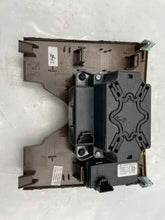 Load image into Gallery viewer, RADIO E250 Van CLS400 CLS550 E300 E350 E400 E550 E63 15-18 - NW138684