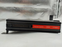Load image into Gallery viewer, AMPLIFIER Saab 9-5 2009 09 2010 10 - NW139610