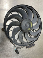 Load image into Gallery viewer, COOLING FAN W MOTOR BMW 525i 850i M5 1988 88 - 97 - NW63785